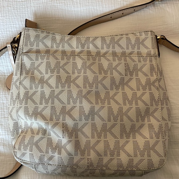 Michael Kors Crossbody Purse - Picture 2 of 9